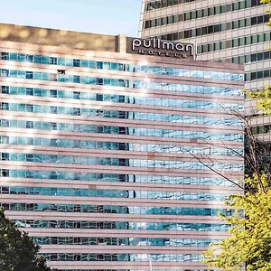 Pullman Paris La Défense Courbevoie